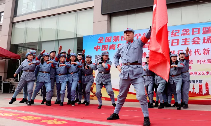 徐州第63个学雷锋纪念日暨第27个志愿者服务日”启动仪式在市图书馆举行